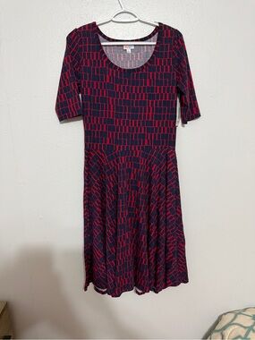 NWT LuLaRoe Nicole Navy Red Geometric Dress L 💙